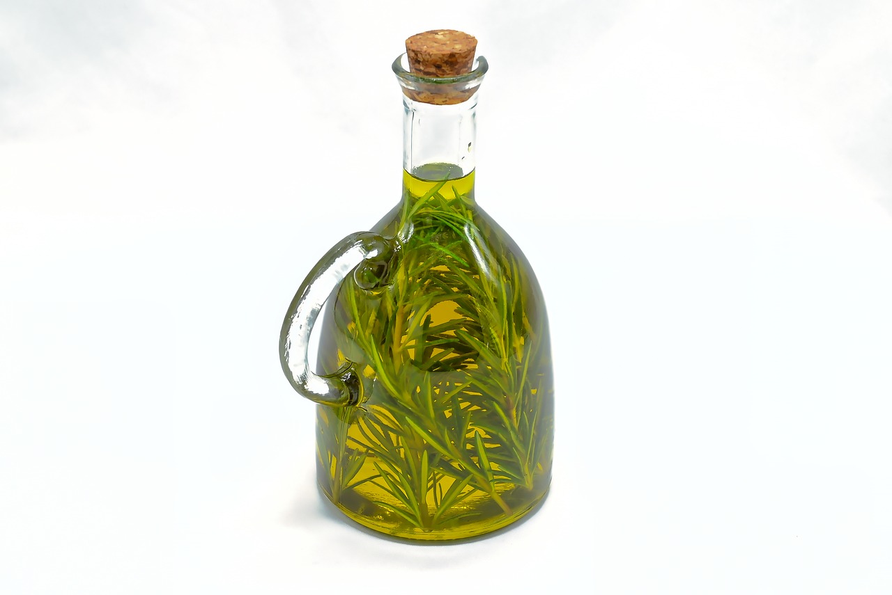 oil, olive oil, carafe-8064493.jpg